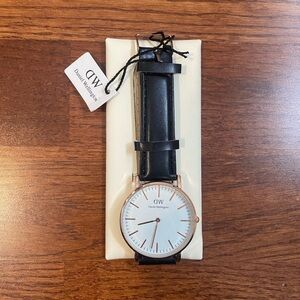 Daniel Wellington Rose Gold and Black Leather Watch